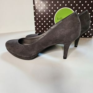 KELLY & KATIE PUMPS, SIZE 8